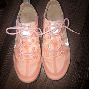 nike vapormax echo pink